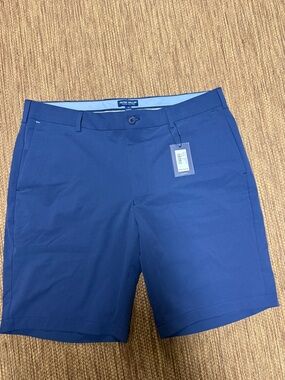 Peter Millar Navy Flat-Front Performance Shorts